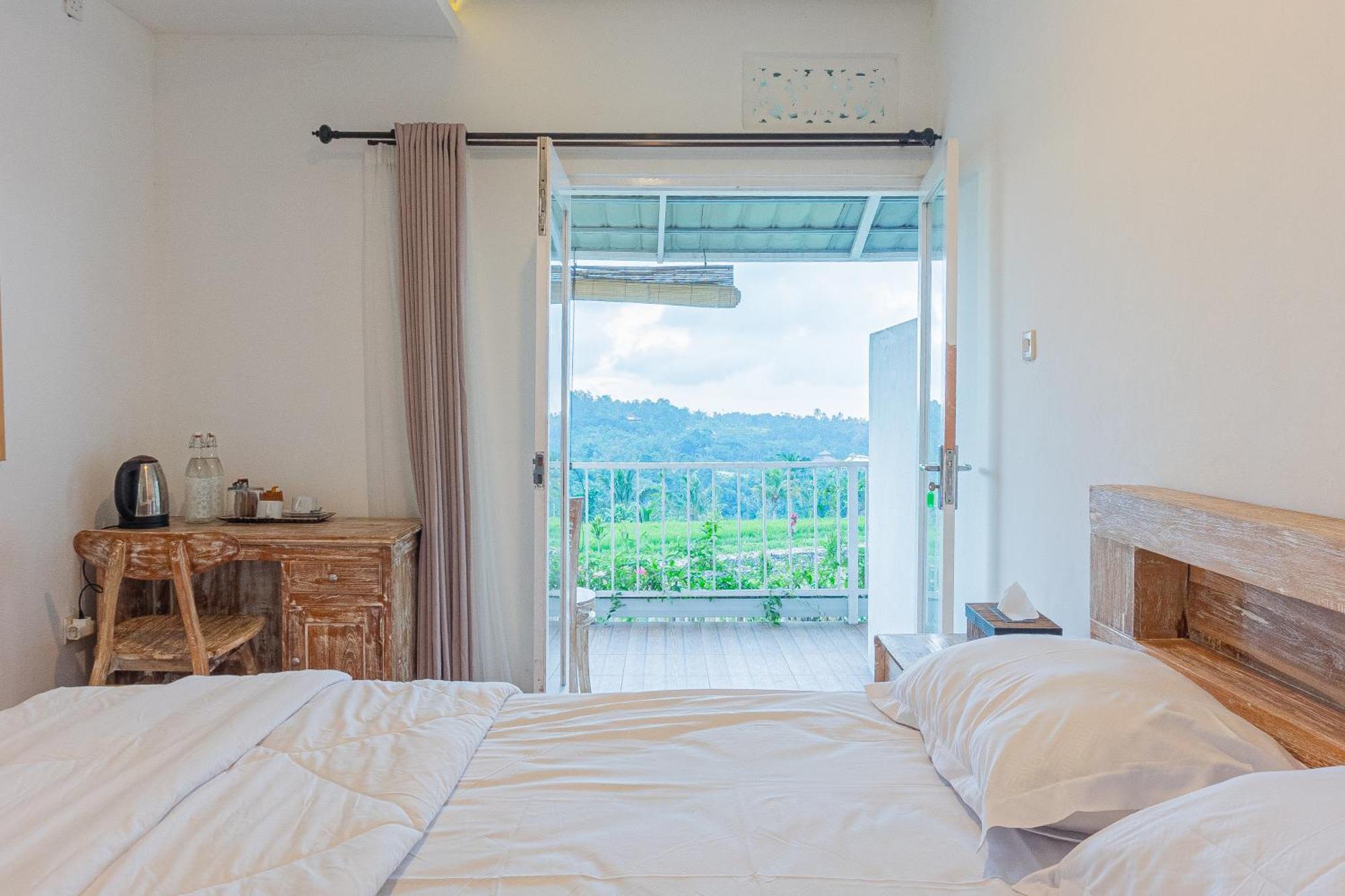 Santya Loka Lodge & Twin Waterfall ジャティルウィ エクステリア 写真