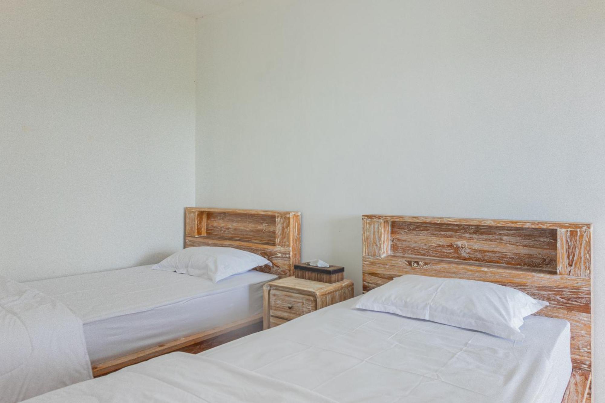 Santya Loka Lodge & Twin Waterfall ジャティルウィ エクステリア 写真
