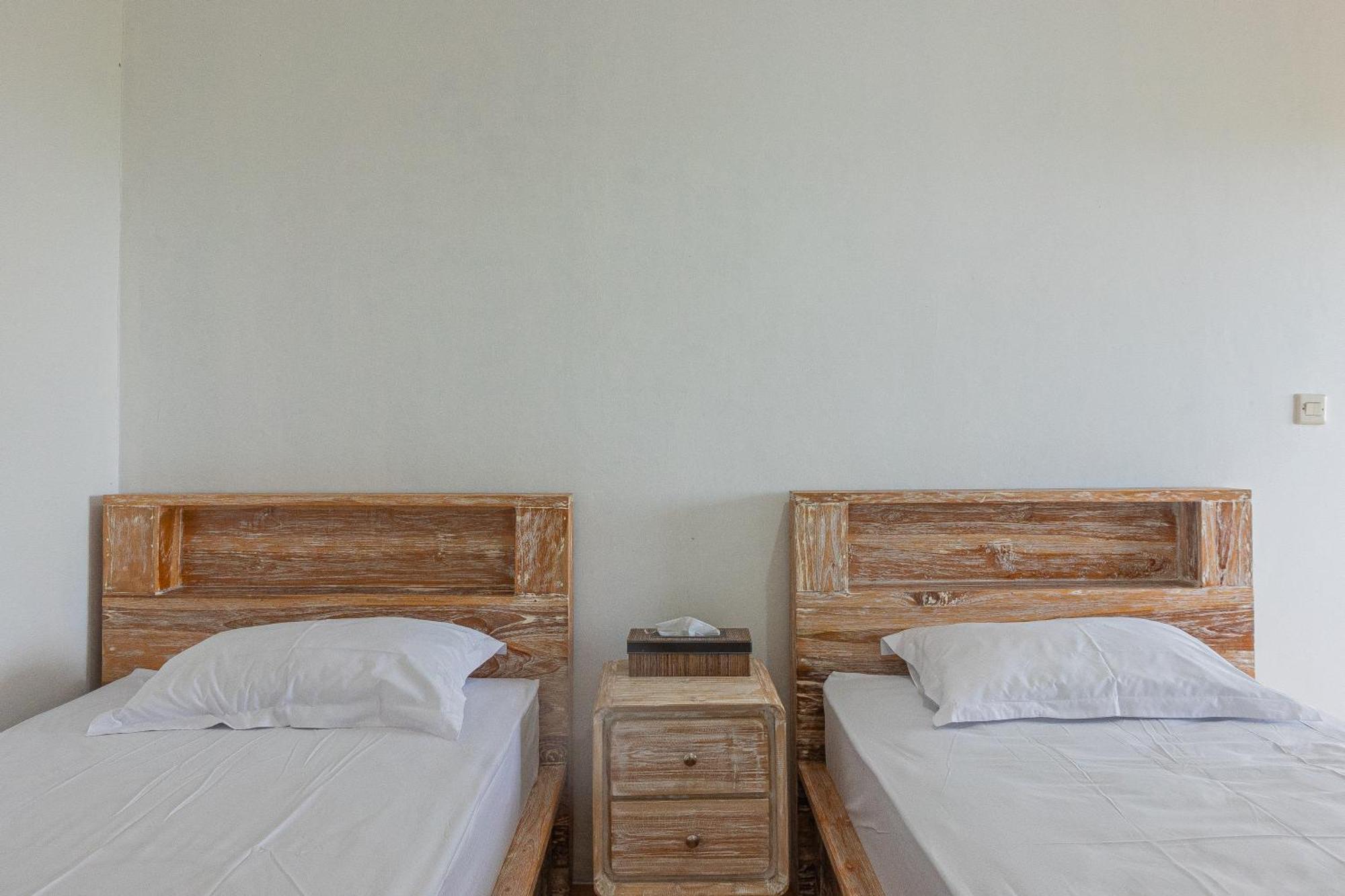 Santya Loka Lodge & Twin Waterfall ジャティルウィ 部屋 写真