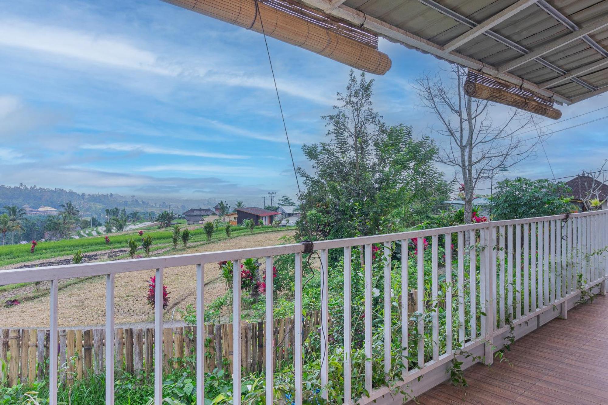 Santya Loka Lodge & Twin Waterfall ジャティルウィ エクステリア 写真